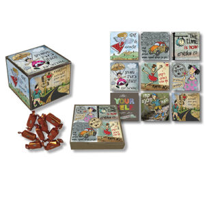 מארז עם סוכריות דבש ומארז מגנטים