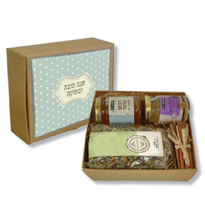 מארז עם דבש ממרח וחליטה