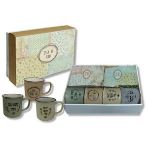 מתנה לפסח עם ספלים חליטה ושוקולד