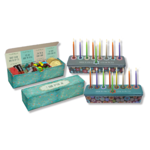 חנוכייה ומארז ברכות לחנוכה