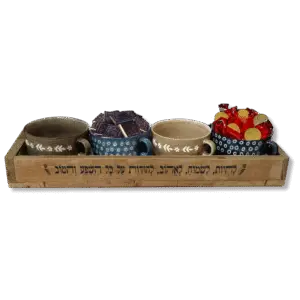 מארז קלאסי בקערות – שי לחנוכה מושלם