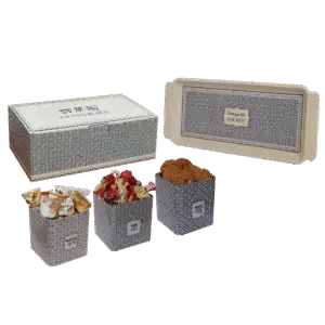 מתנה למטבח – מארז עשיר עם מגש ופרלינים