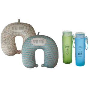 כרית צוואר ובקבוק זכוכית מעוצב – מתנה לאישה