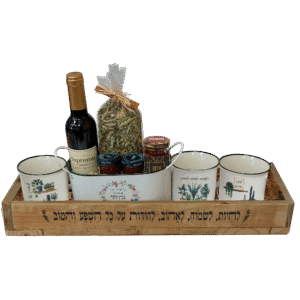 ארגז עץ טבעי – מתנות לפסח לחברות