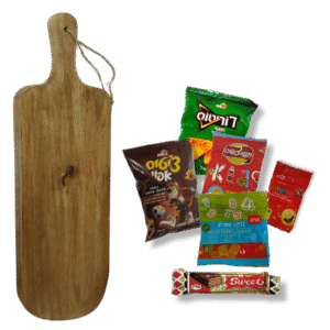מארז מתוק עם קרש עץ - מתנות לעובדים