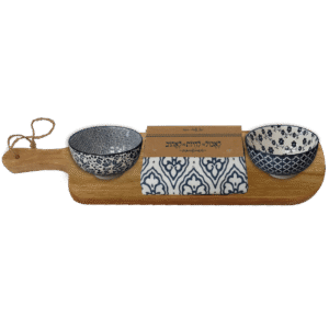 מתנת פסח עם מגבות וקעריות