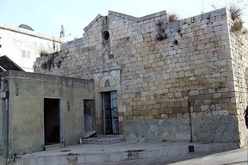 הכנסייה הישנה עוספיא